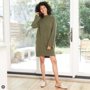 Green long sweater dress